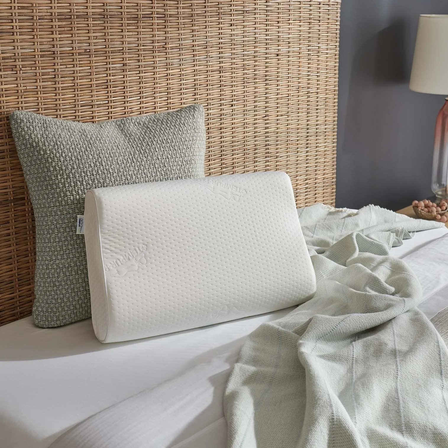 Tempur-Pedic TEMPUR-Ergo Neck Pillow Firm Support Medium Profile White Medium Profile Pillow