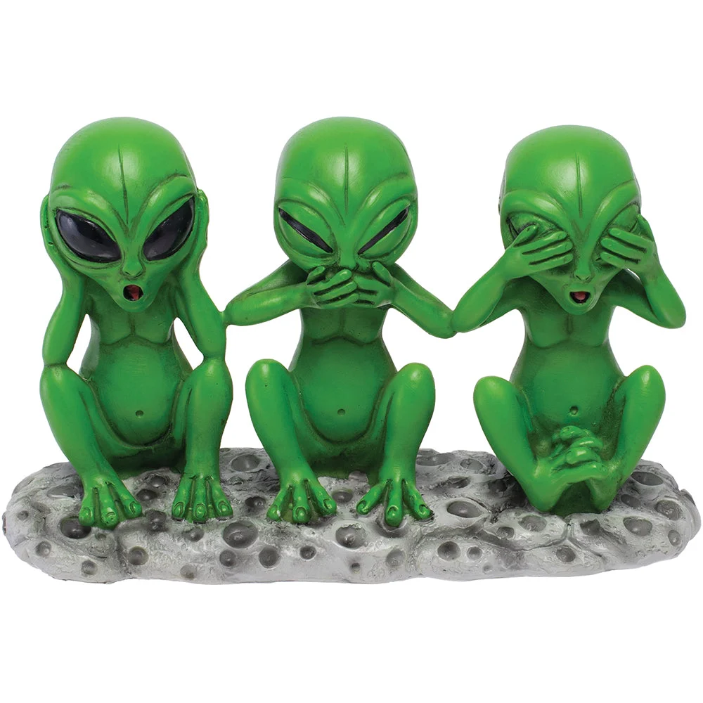 The Three Wise Aliens - East West Trading Corp